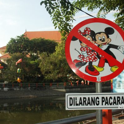 Rambu Imut Taman Prestasi Surabaya